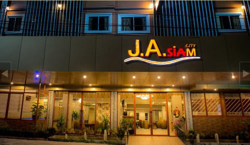 Oyo 120 Ja Siam City Near Bangkok Hospital Pattaya Bagian luar foto